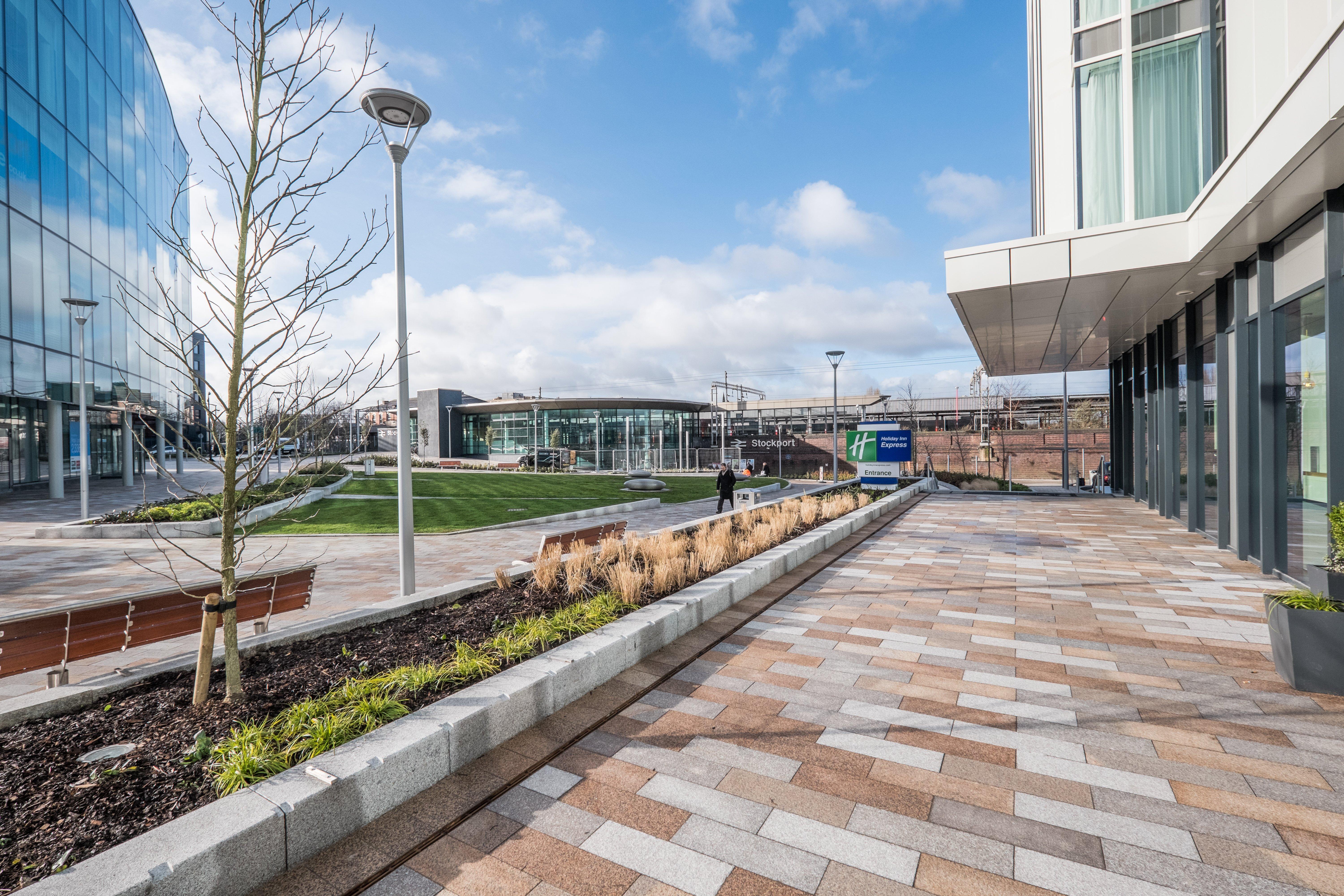 Holiday Inn Express - Stockport, An Ihg Hotel Exterior foto